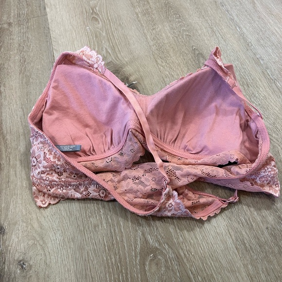 aerie Pink Lace Wireless Bralette - Picture 4 of 5